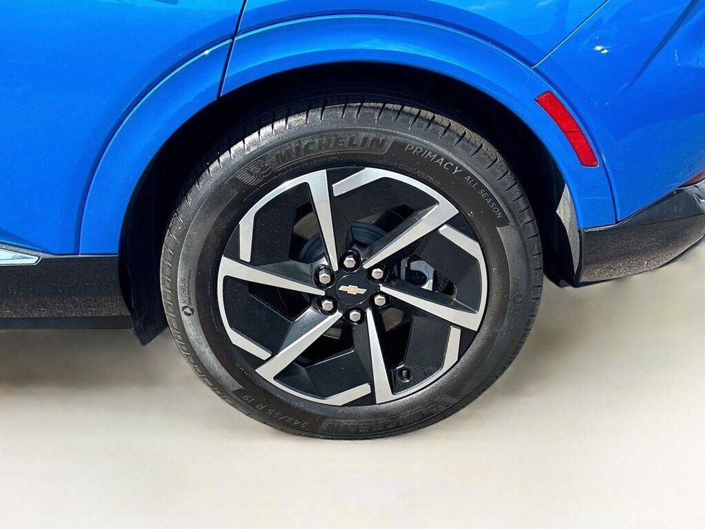 undefined. Enlarge image 108