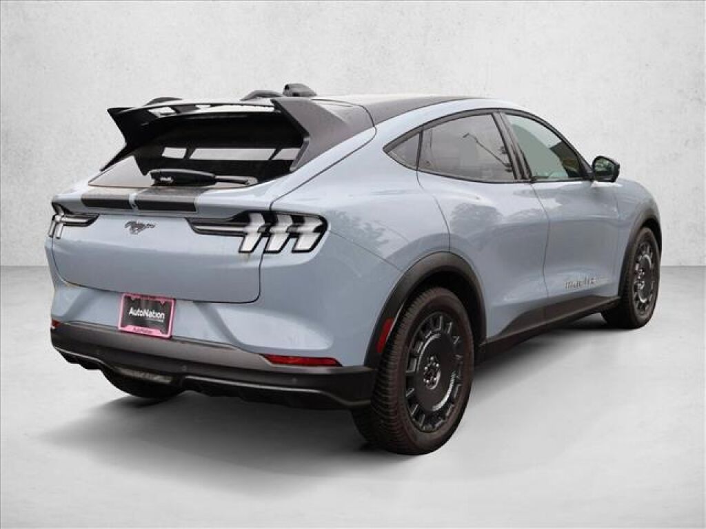 2025 Ford Mustang Mach-E