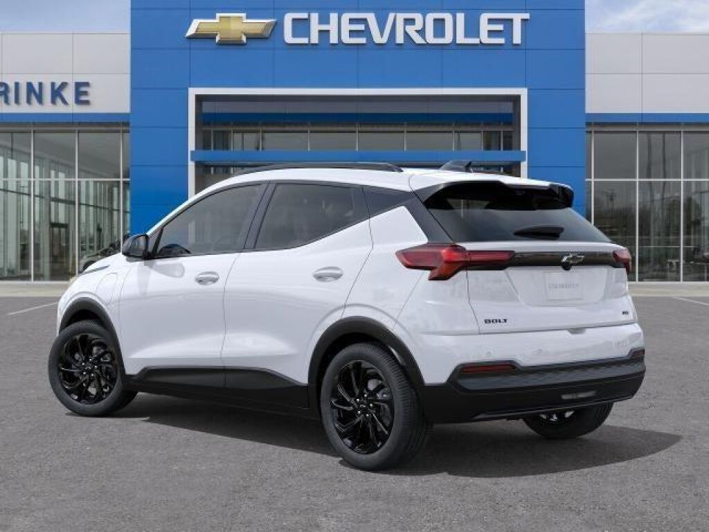 2027 Chevrolet Bolt in Center Line, MI
