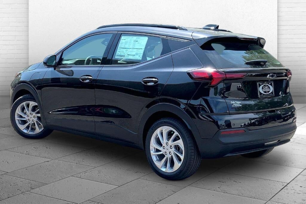 2027 Chevrolet Bolt in Kansas City, MO