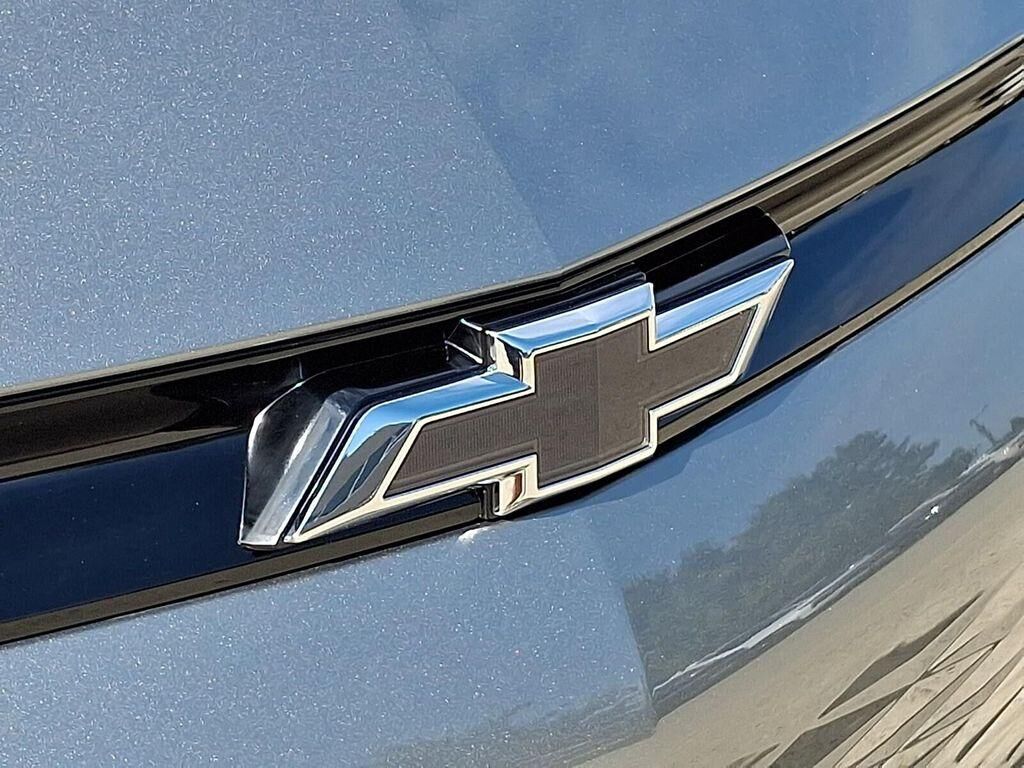 2027 Chevrolet Bolt in Englewood, NJ