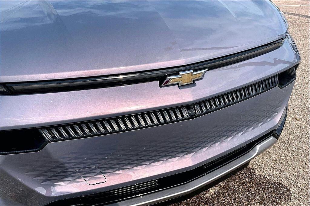 2025 Chevrolet Equinox EV in Topeka, KS