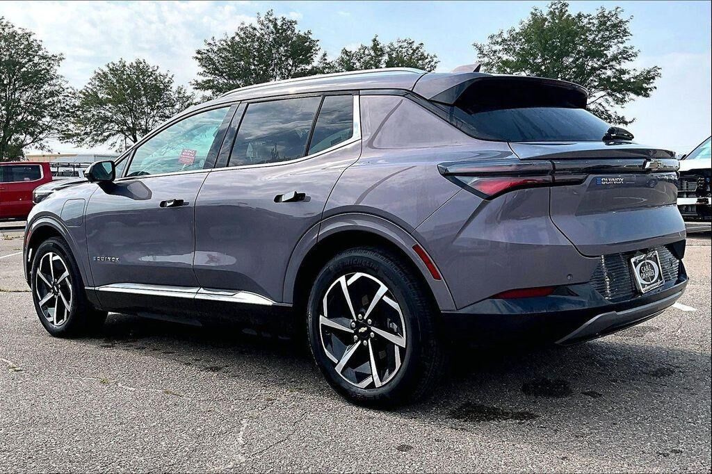 2025 Chevrolet Equinox EV in Topeka, KS