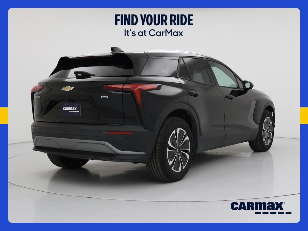 undefined. Enlarge image 9