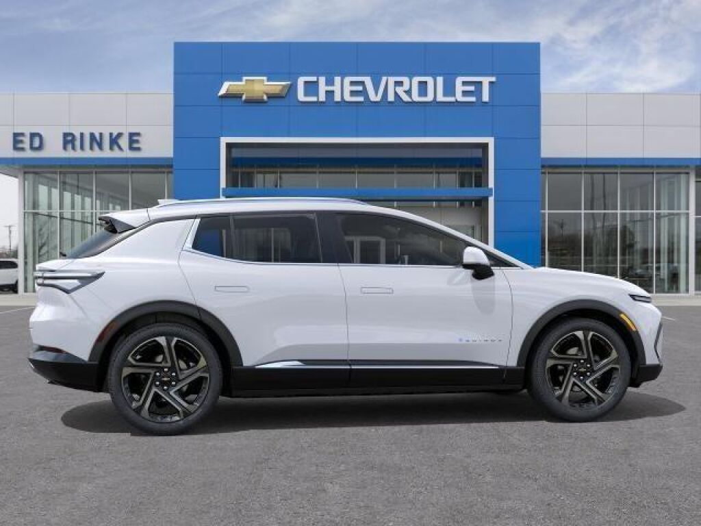 2026 Chevrolet Equinox EV in Center Line, MI