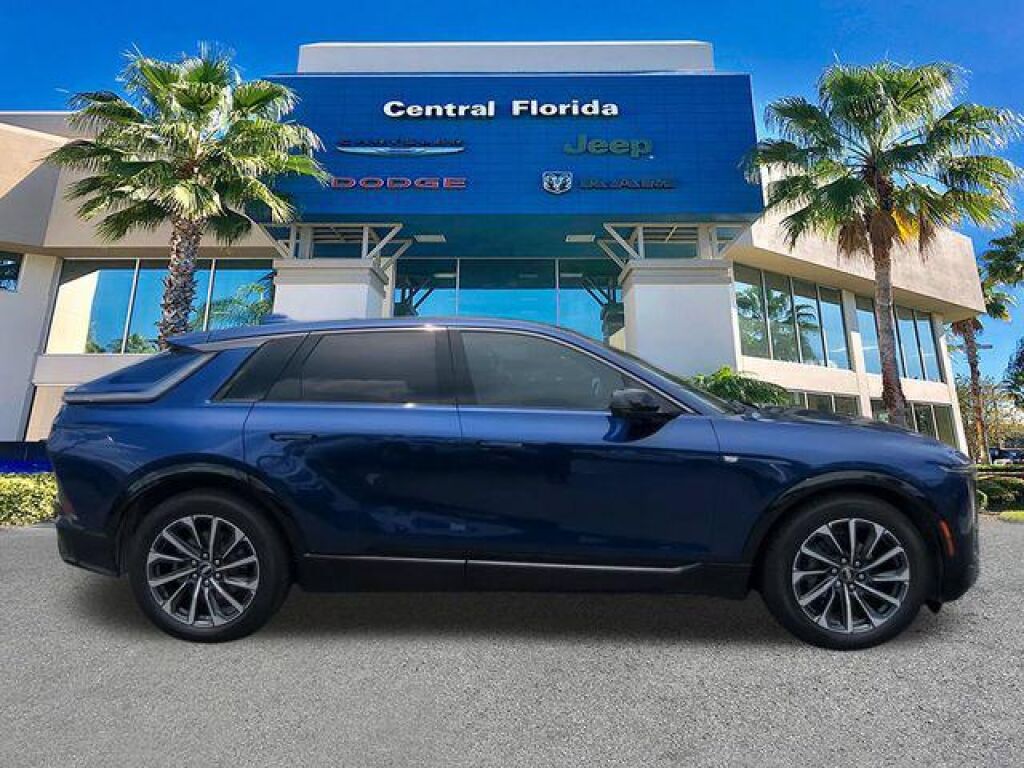 2024 Cadillac Lyriq