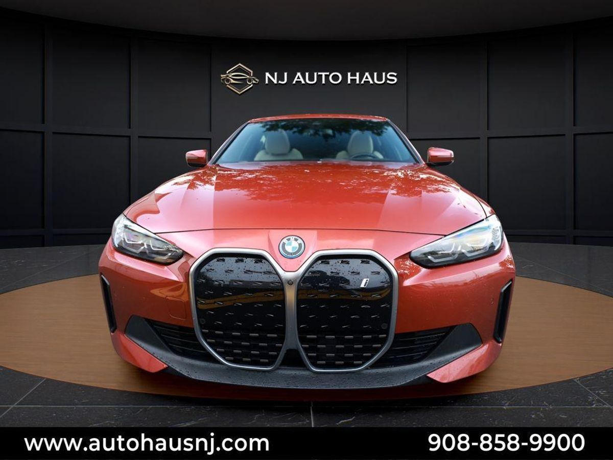 undefined. Enlarge image 3
