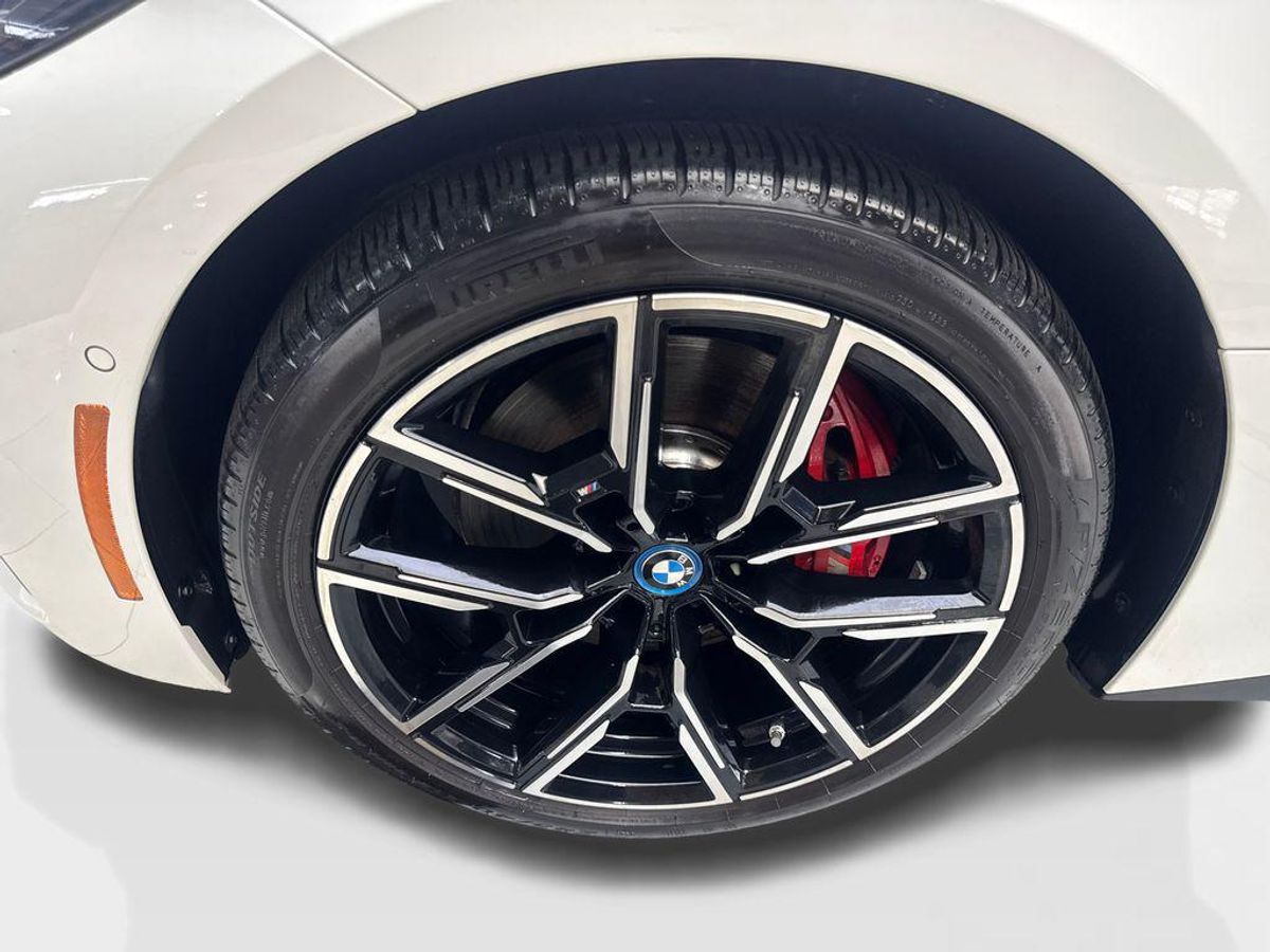 undefined. Enlarge image 200