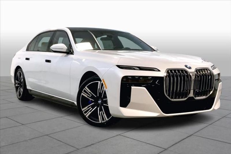 2024 BMW i7 in Merriam, KS