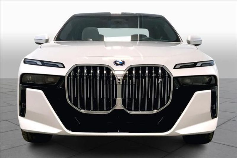 2024 BMW i7 in Merriam, KS