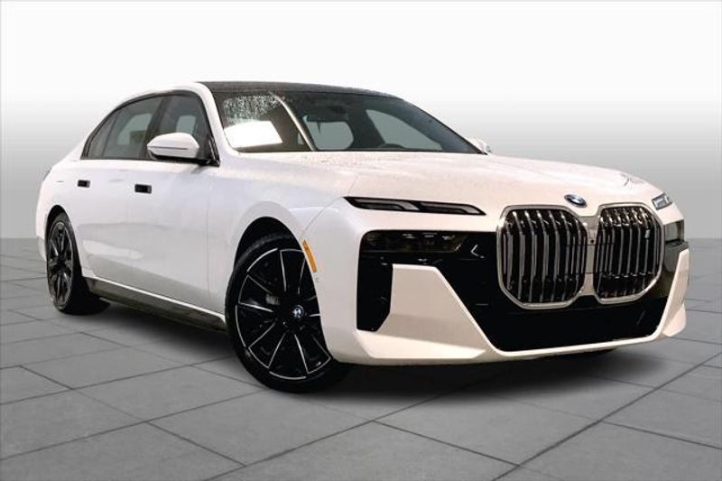 2024 BMW i7 in Merriam, KS