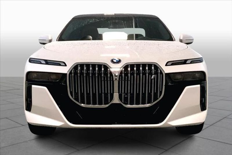 2024 BMW i7 in Merriam, KS