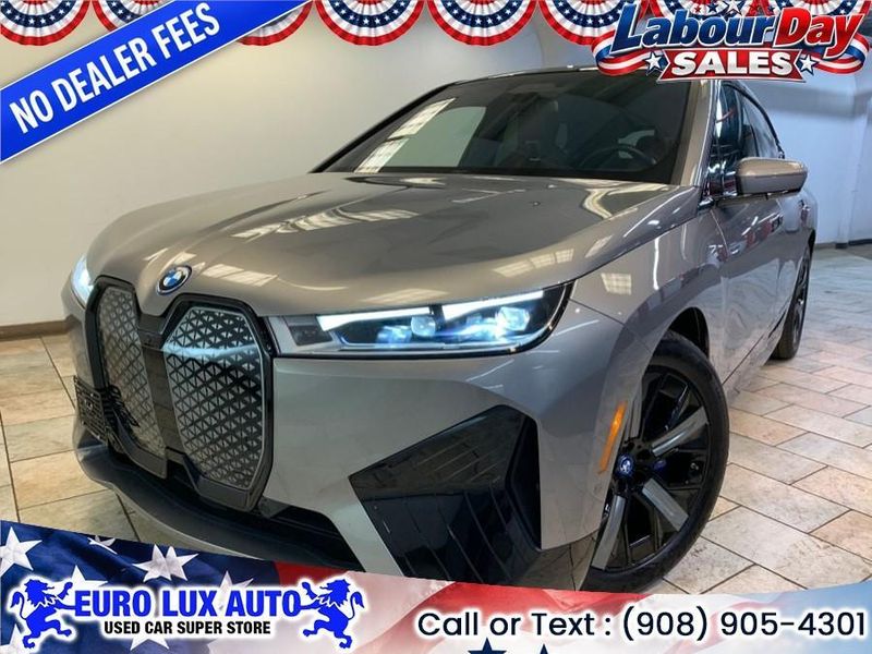 2023 BMW iX in Hillside, NJ