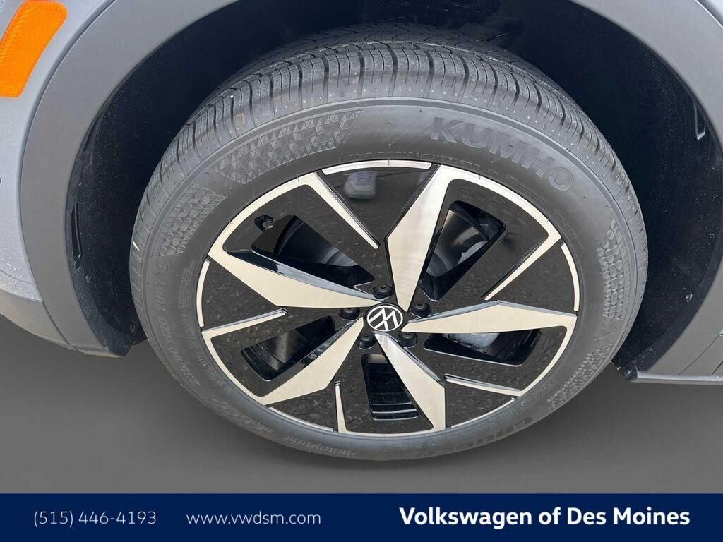 undefined. Enlarge image 8