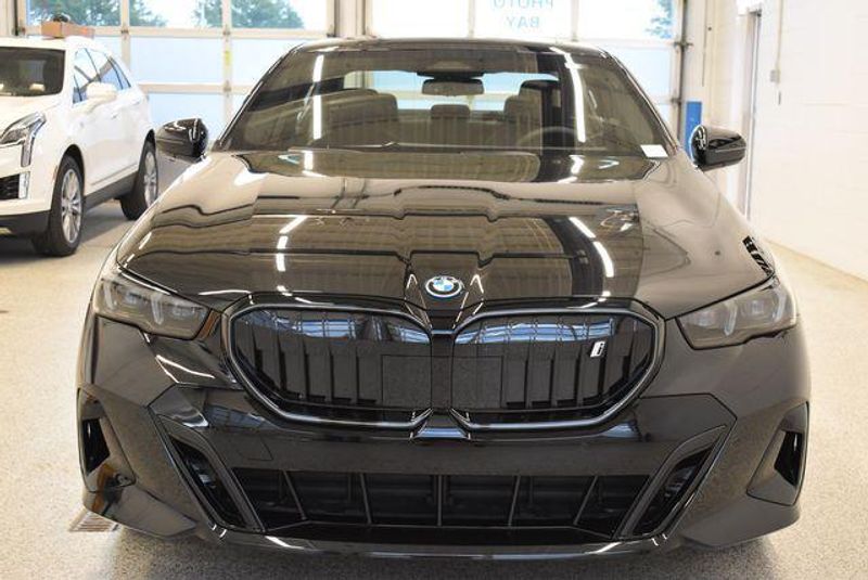 2027 BMW i5 in Lincoln, NE