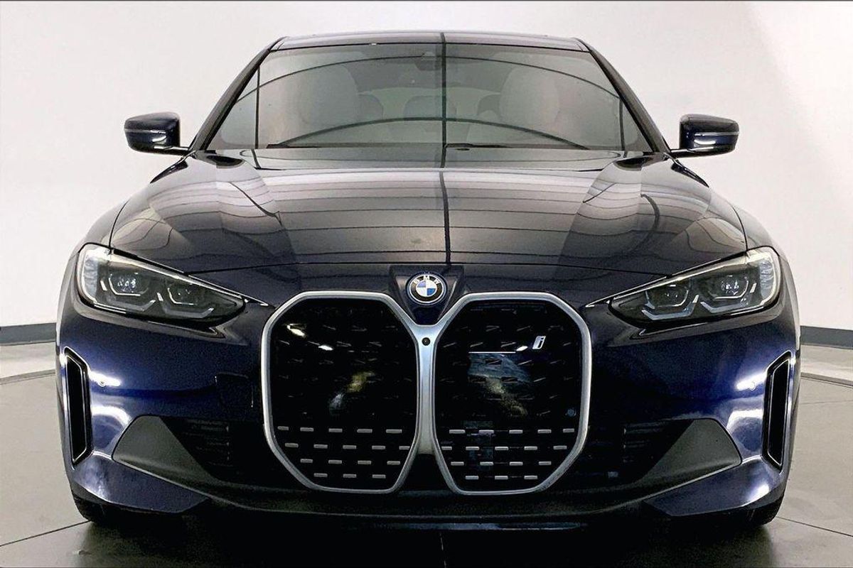 undefined. Enlarge image 4