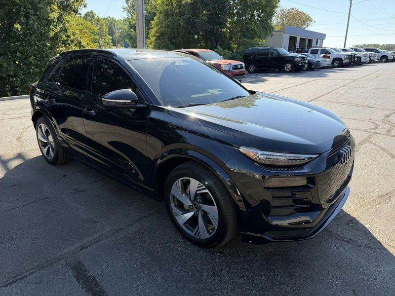 2025 Audi Q6 e-tron in Branson West, MO