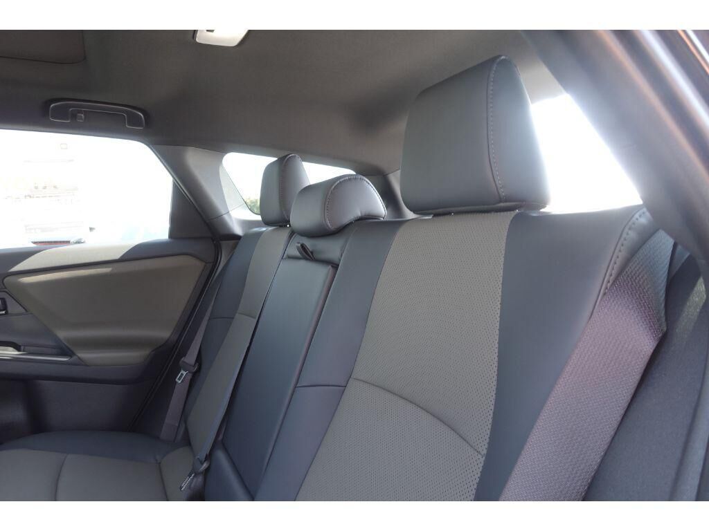 undefined. Enlarge image 21