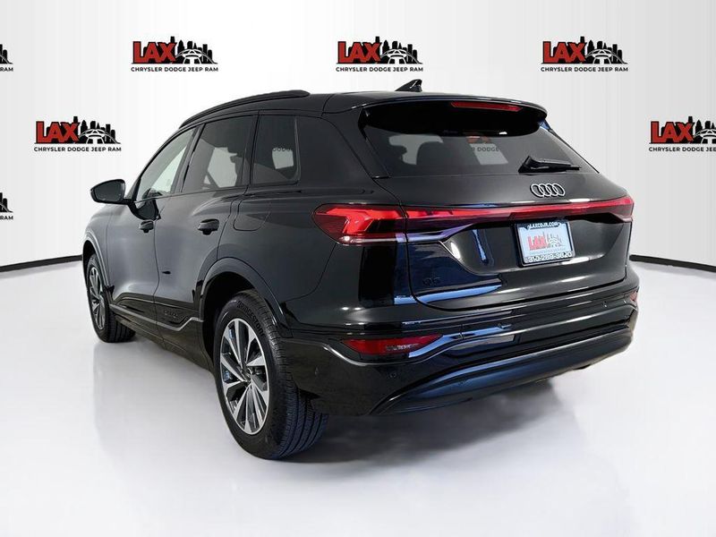 2025 Audi Q6 e-tron in Inglewood, CA