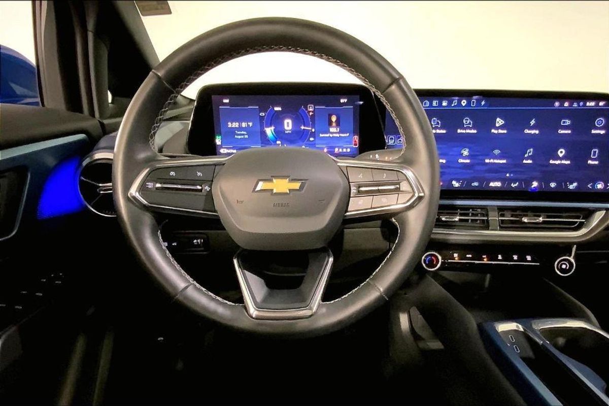 undefined. Enlarge image 5