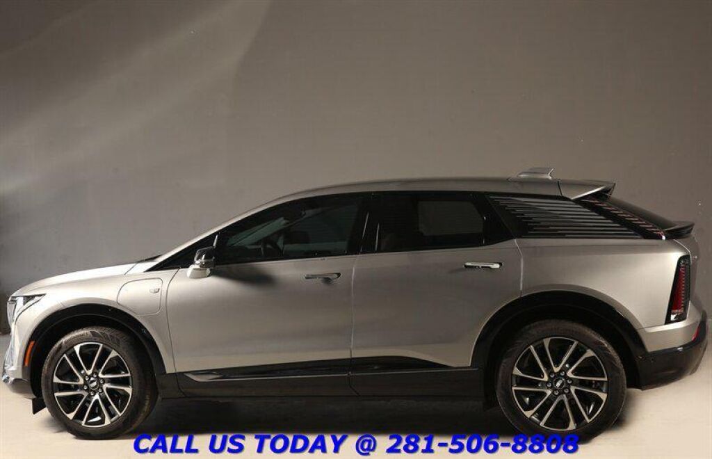 2025 Cadillac OPTIQ
