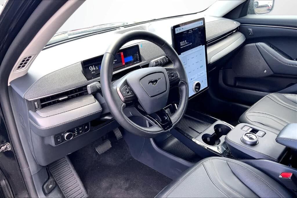2024 Ford Mustang Mach-E