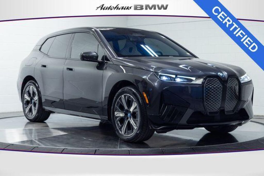 2024 BMW iX in Saint Louis, MO