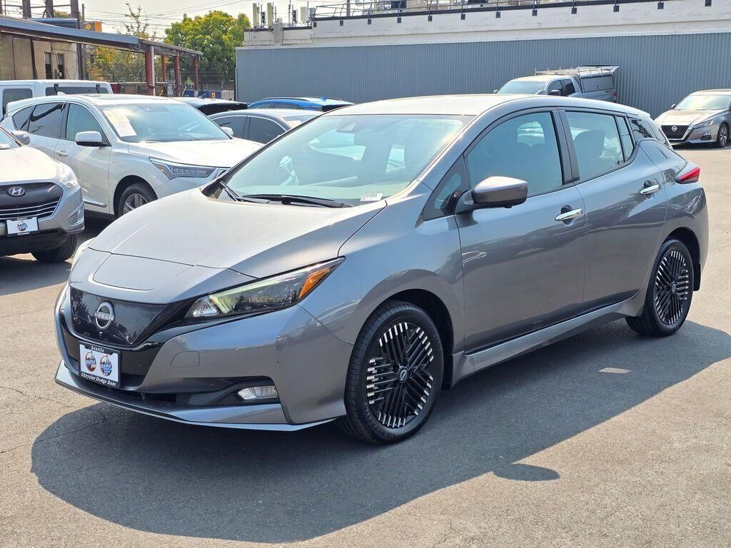2023 Nissan Leaf