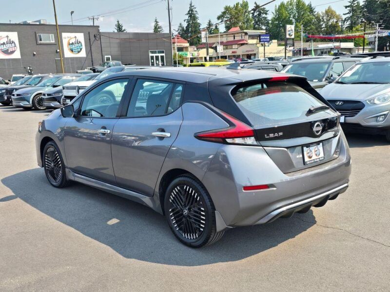 2023 Nissan Leaf