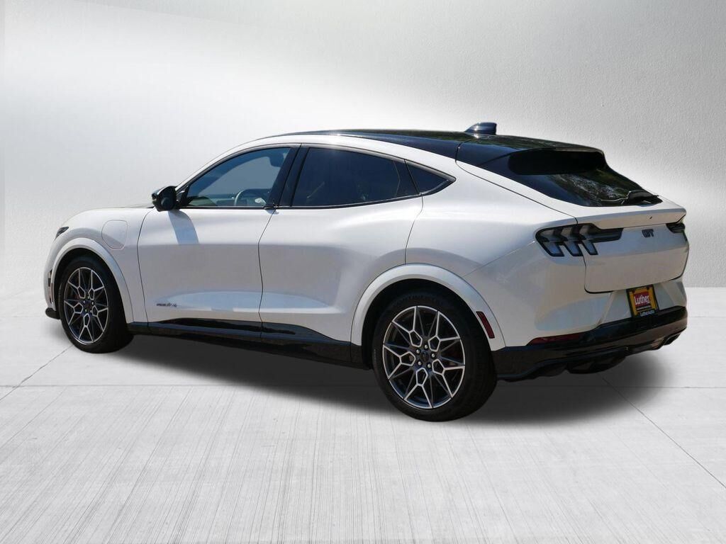 2025 Ford Mustang Mach-E