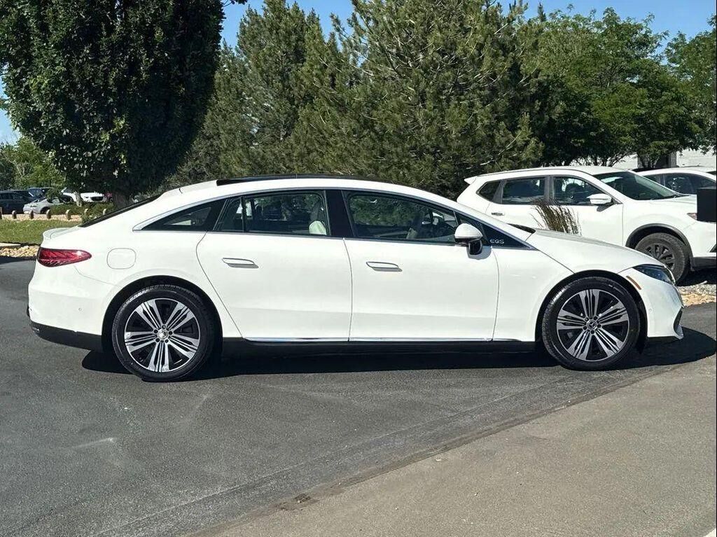 2022 Mercedes-Benz EQS 450+