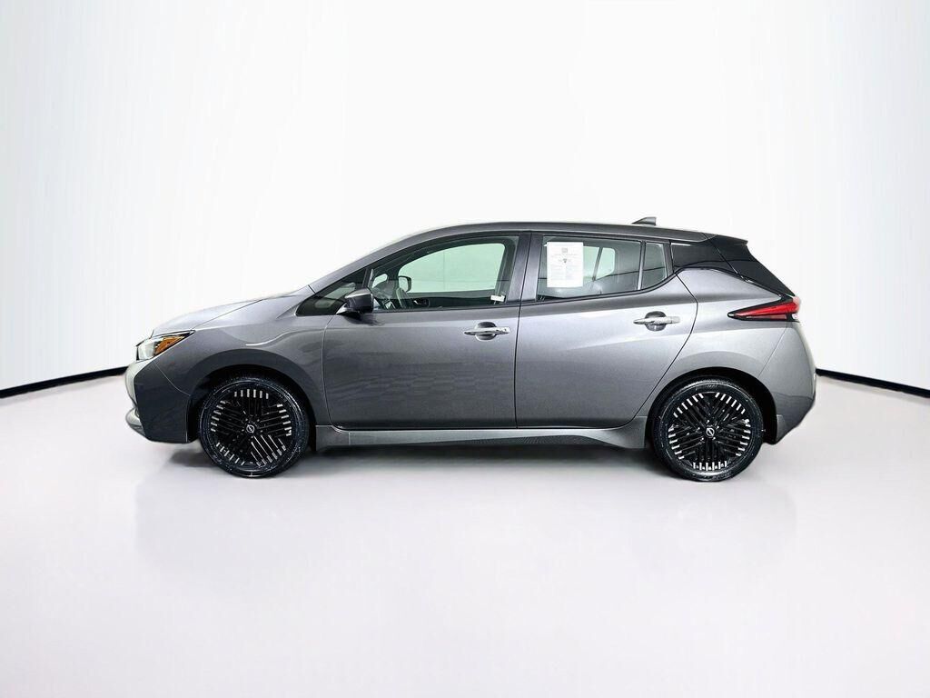2024 Nissan Leaf