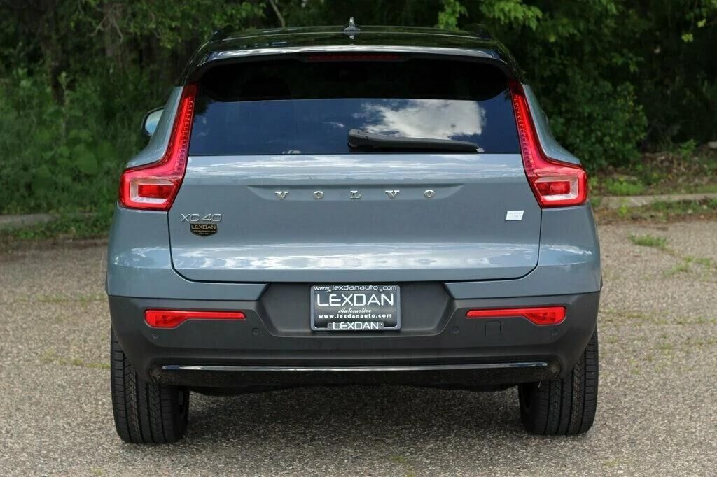2023 Volvo XC40 Recharge Pure Electric