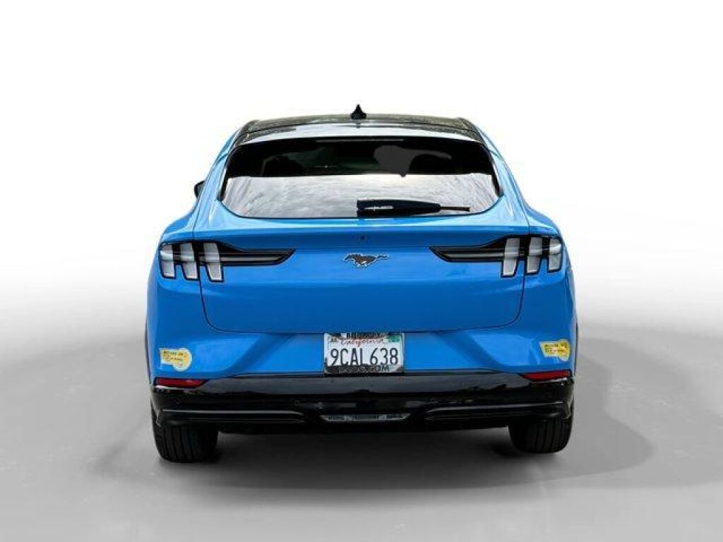 2022 Ford Mustang Mach-E
