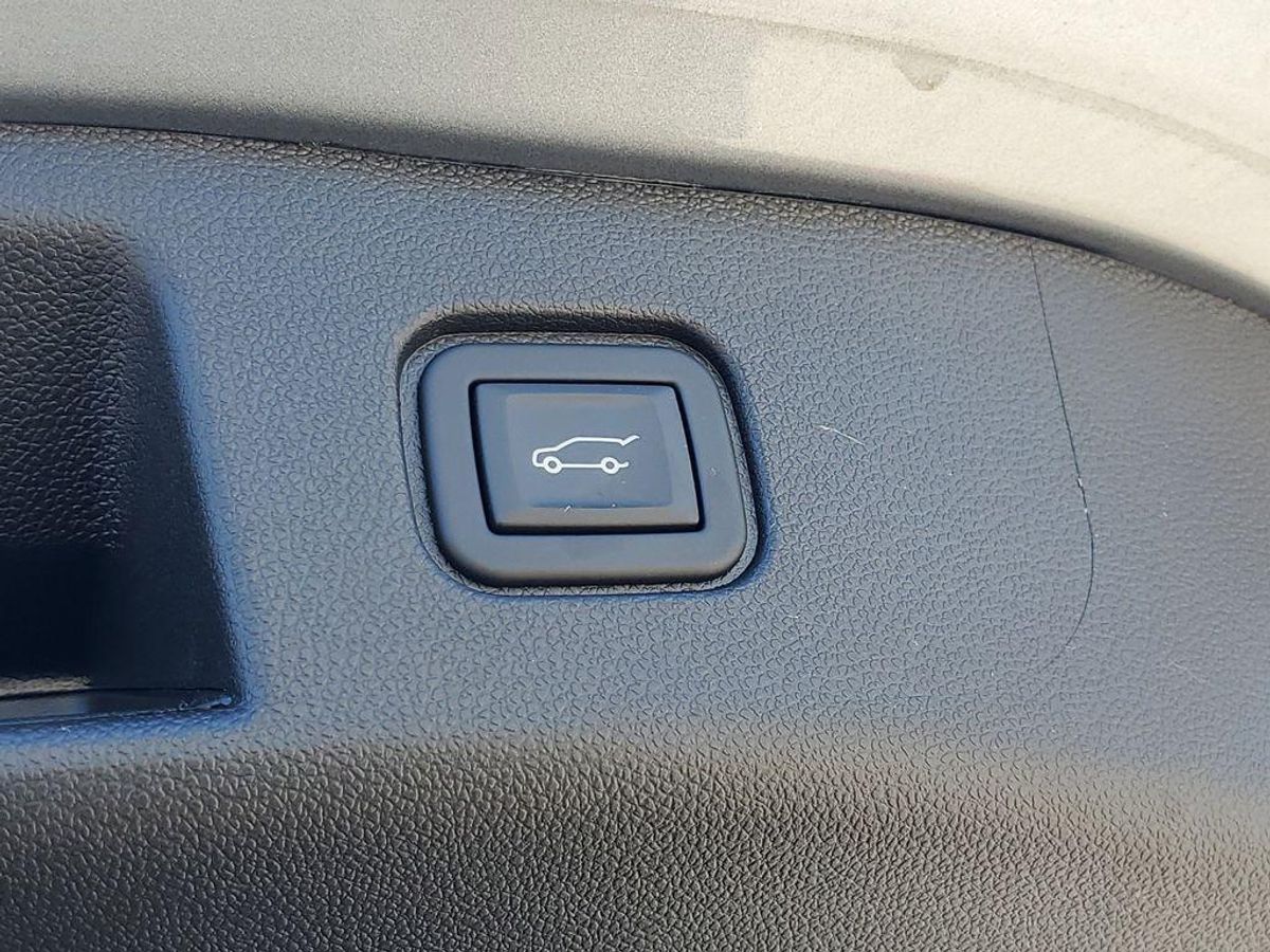 undefined. Enlarge image 32