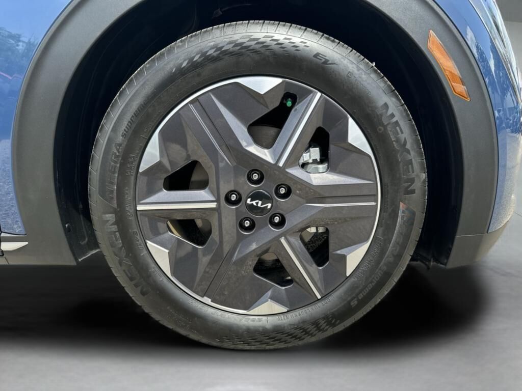 undefined. Enlarge image 39