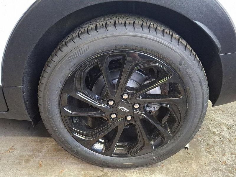 2027 Chevrolet Bolt in Englewood, NJ