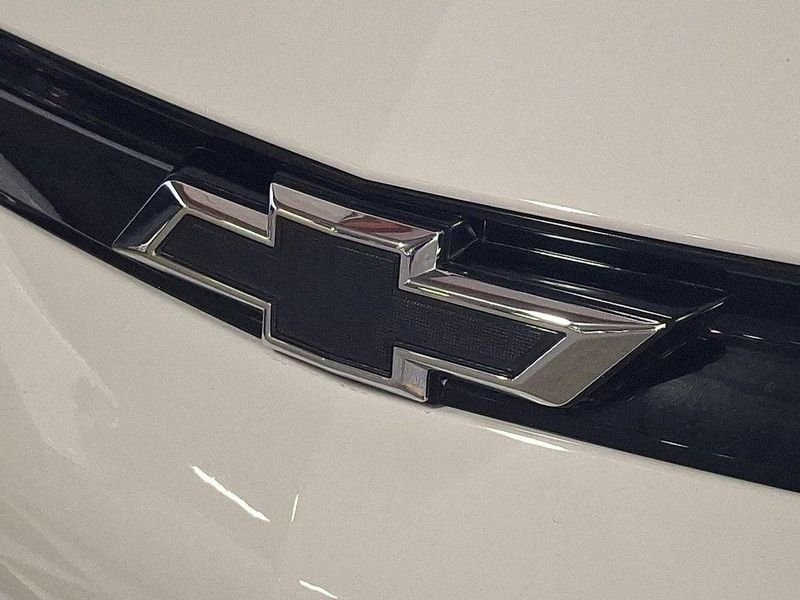2027 Chevrolet Bolt in Englewood, NJ