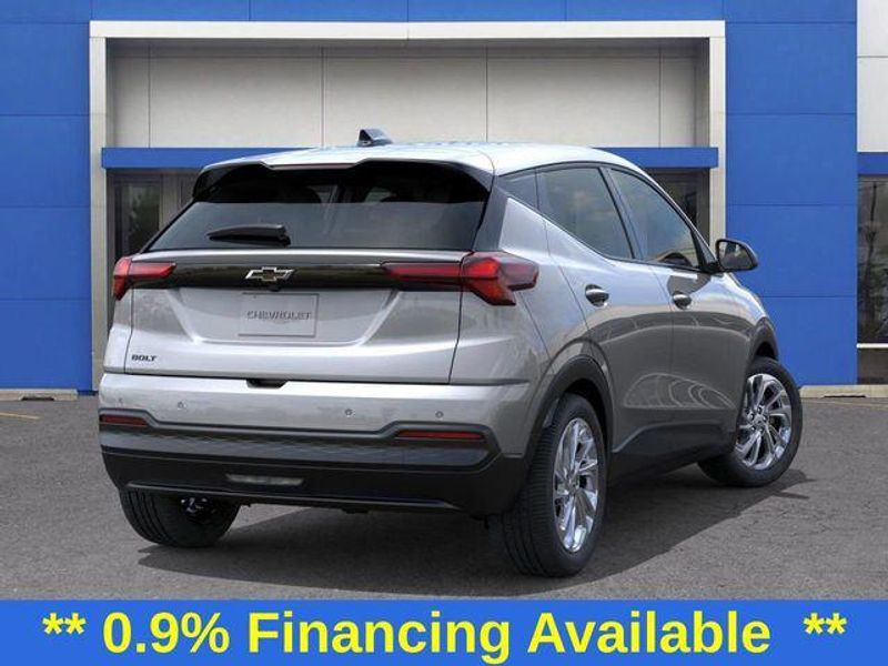 2027 Chevrolet Bolt in Oak Lawn, IL