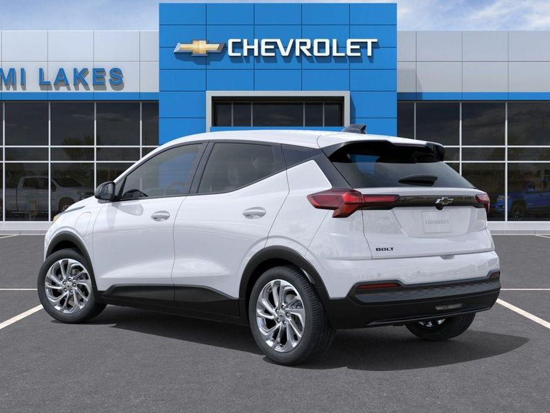 2027 Chevrolet Bolt in Hialeah, FL