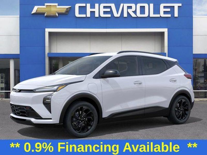 2027 Chevrolet Bolt in Oak Lawn, IL