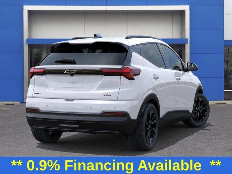 2027 Chevrolet Bolt in Oak Lawn, IL