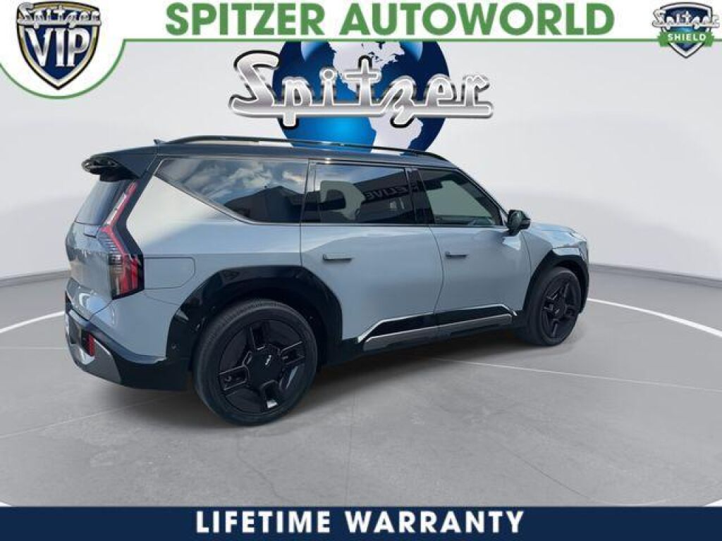 undefined. Enlarge image 9