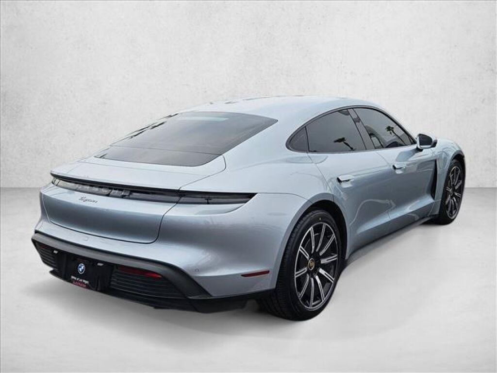 2022 Porsche Taycan
