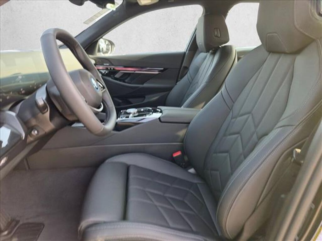 2027 BMW i5 in Houston, TX