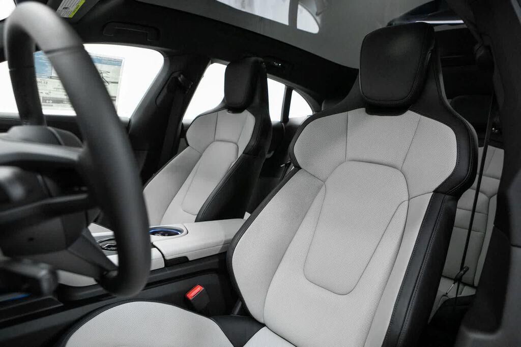 2026 Porsche Taycan