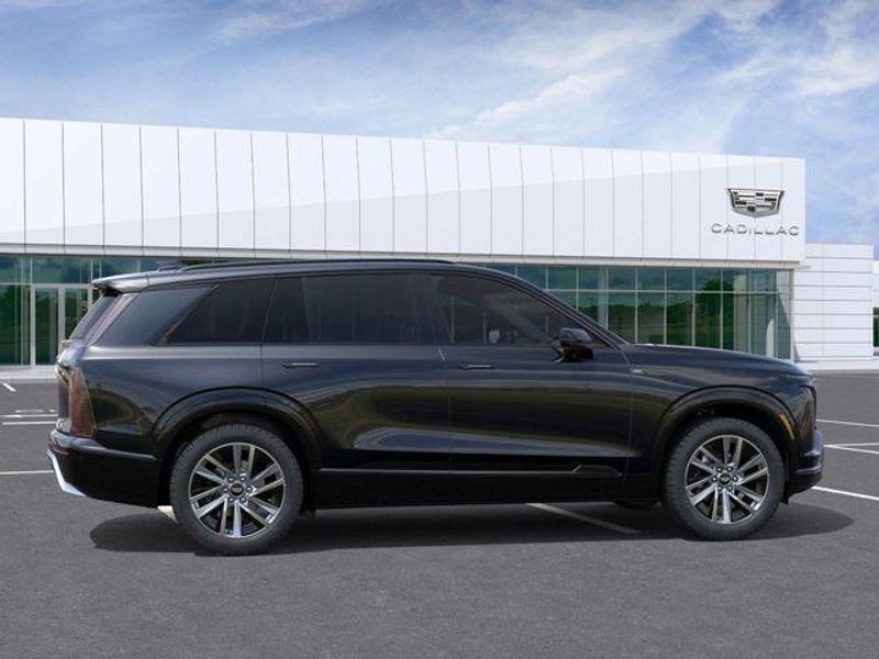 2027 Cadillac VISTIQ in St Clair Shores, MI