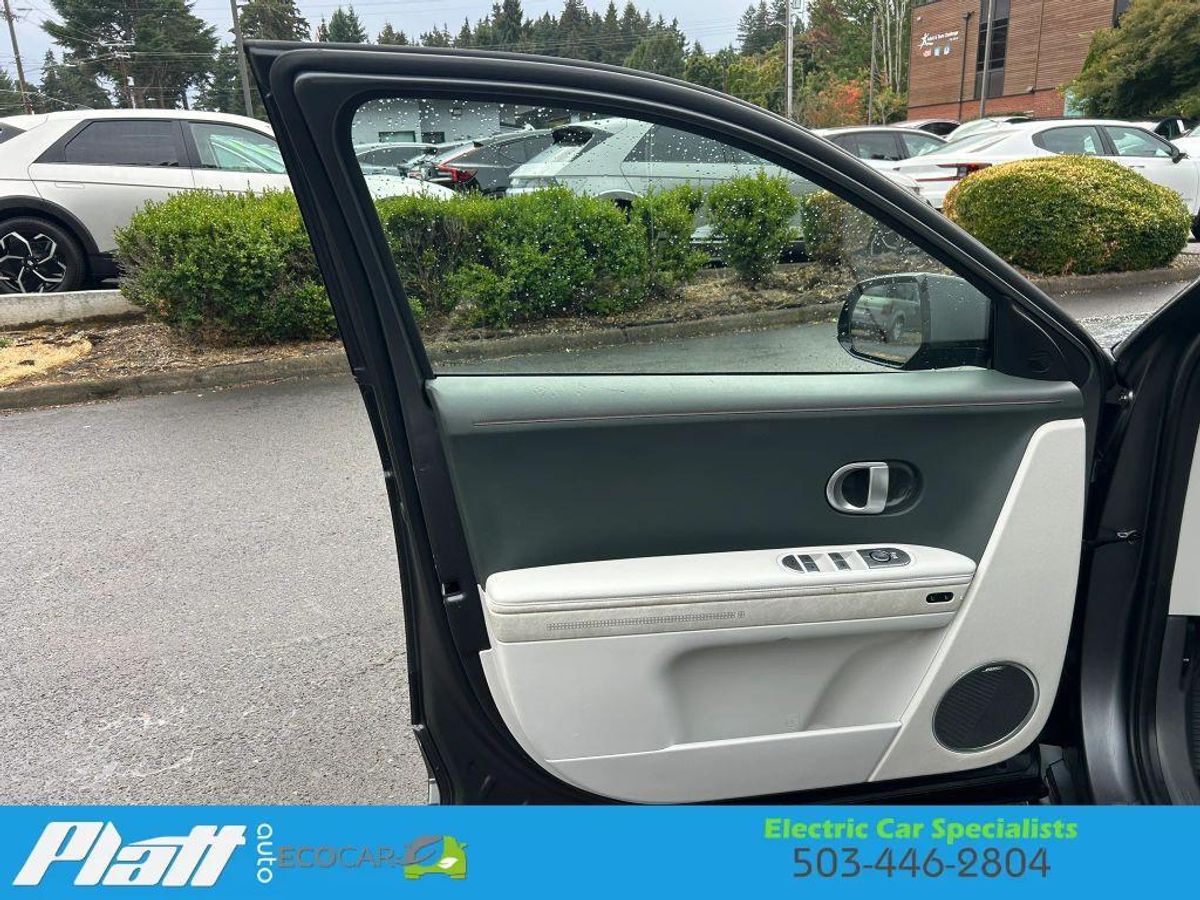 undefined. Enlarge image 17