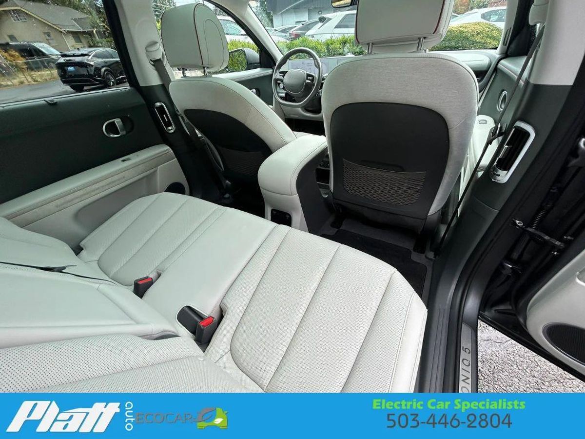 undefined. Enlarge image 40