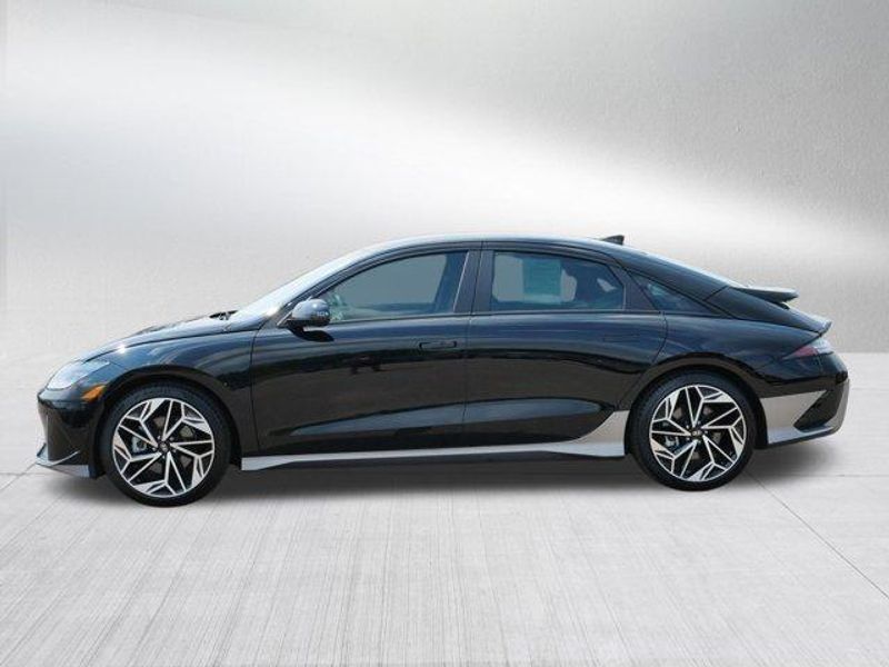2023 Hyundai IONIQ 6 in Burnsville, MN